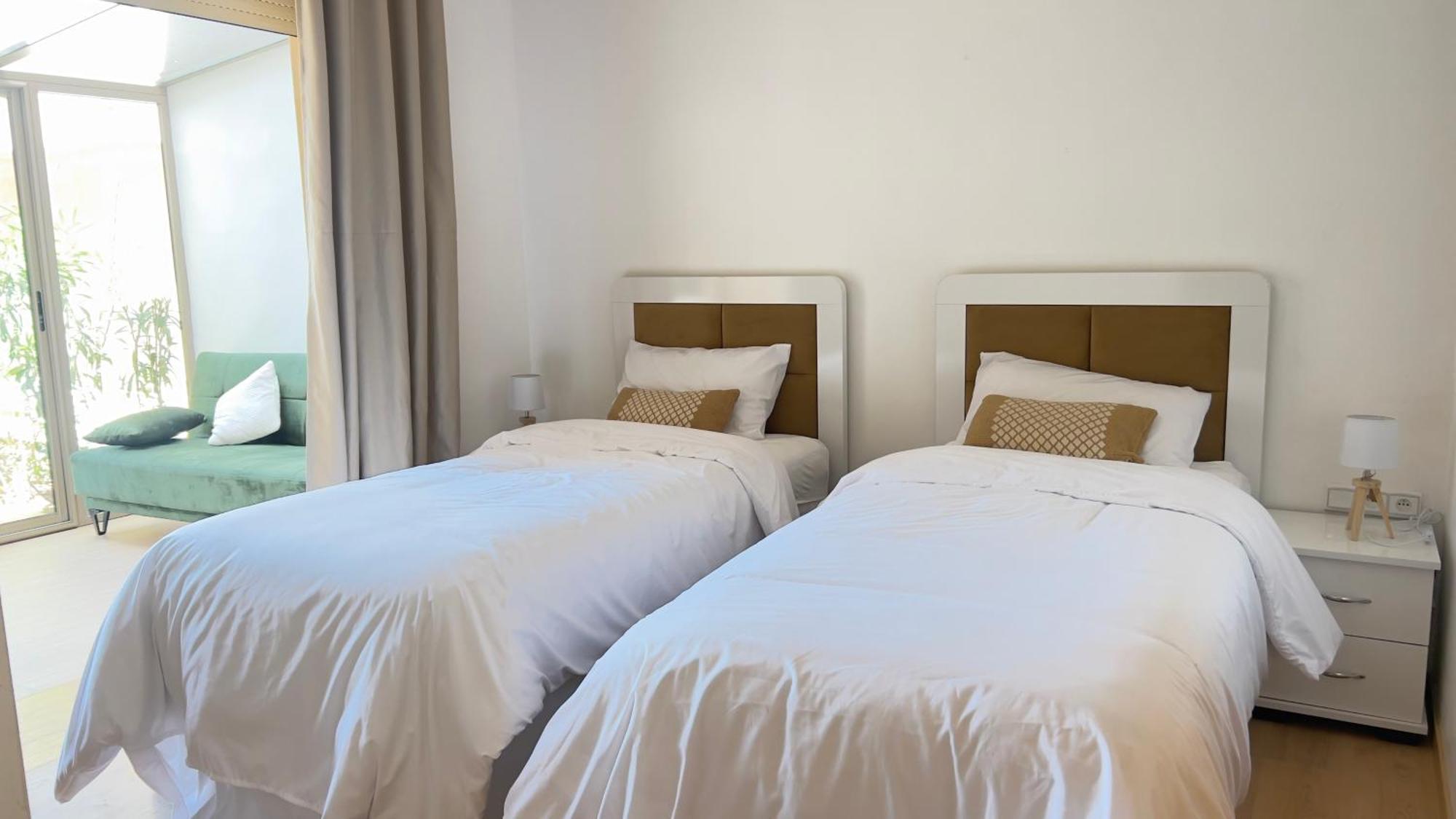 Appartement De Luxe Avec Jardin Vue Sur La Piscine Golf Securise 24H Sur 24 A 5 Minutes De L Aeroport Marrakesh Exteriör bild