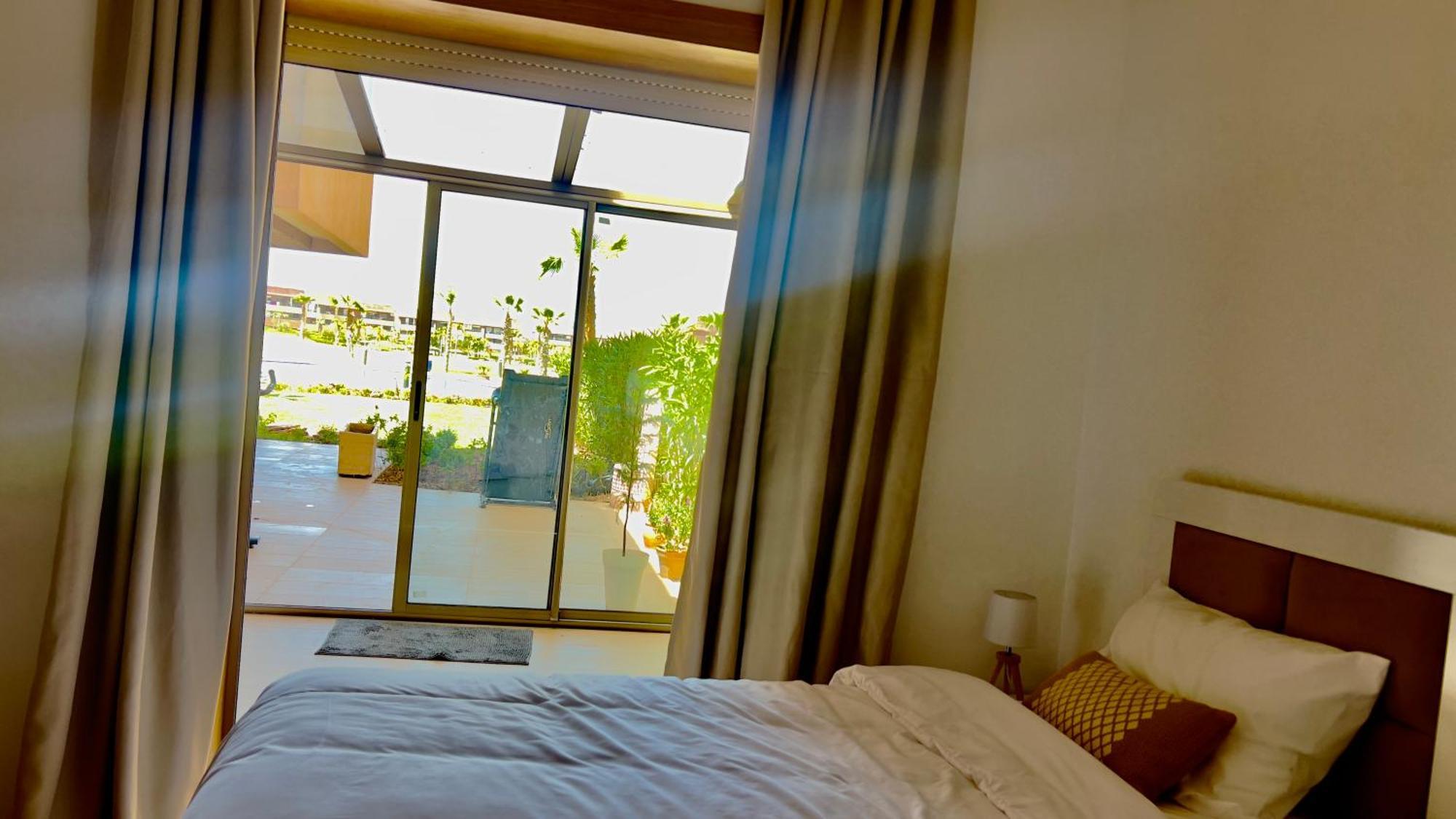 Appartement De Luxe Avec Jardin Vue Sur La Piscine Golf Securise 24H Sur 24 A 5 Minutes De L Aeroport Marrakesh Exteriör bild