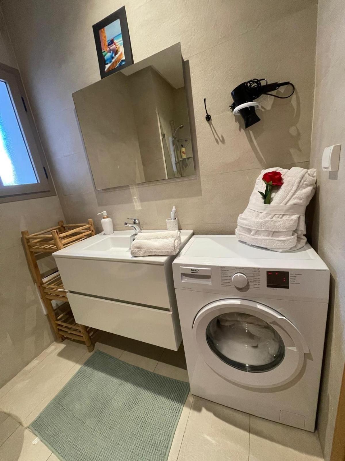 Appartement De Luxe Avec Jardin Vue Sur La Piscine Golf Securise 24H Sur 24 A 5 Minutes De L Aeroport Marrakesh Exteriör bild